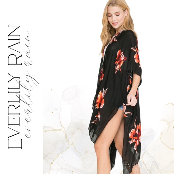 LAST ONE! Floral Print Boho Kimono Wrap - Picture 11 of 15